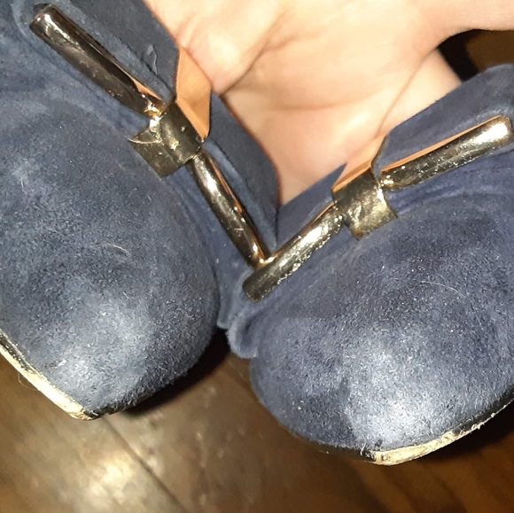 BCBGeneration 3 inch pumps size 9 - Picture 5 of 8